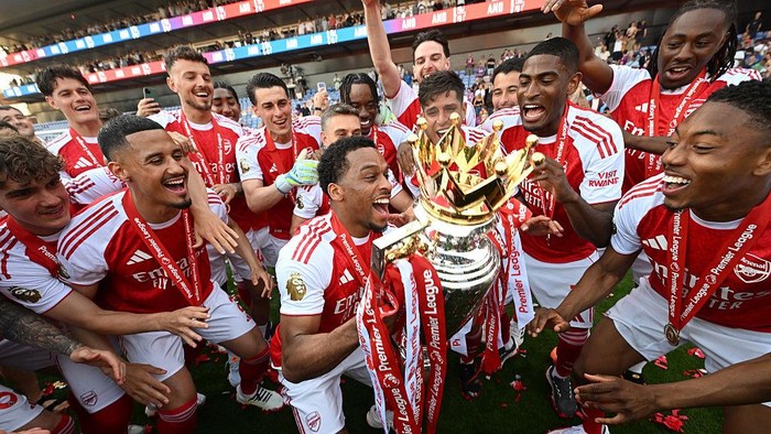 Arsenal Pecahkan Rekor Perayaan Juara Liga Inggris 2026, Lautan Merah Putih Padati London
