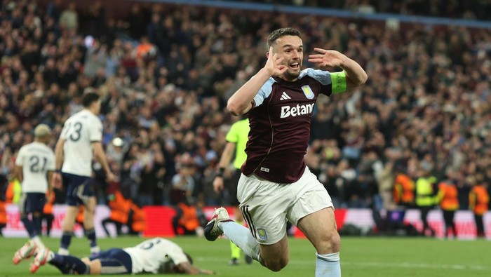 Aston Villa Pesta Gol atas Forest dan Pastikan Tiket ke Partai Final Eropa