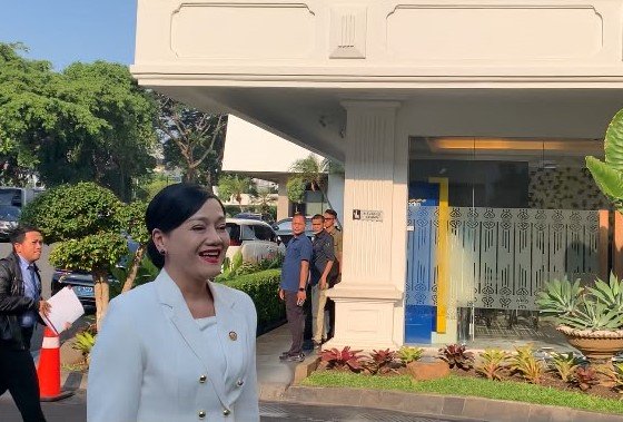 Prabowo Panggil Pimpinan OJK dan Gubernur BI ke Istana, Pasar Saham RI Terancam Turun Kelas